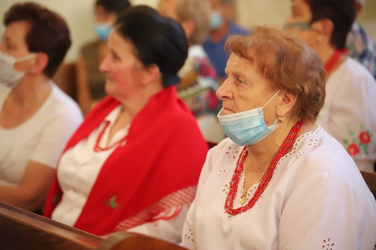 Konsekracja kościoła Matki Bożej Królowej Polski w Łętowem