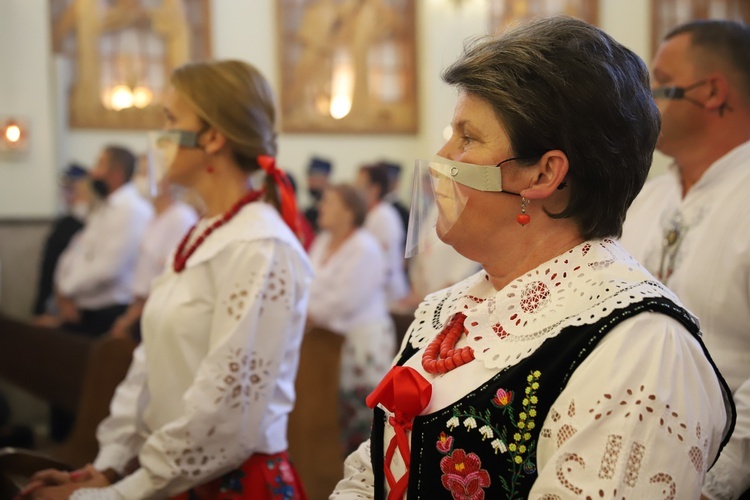 Konsekracja kościoła Matki Bożej Królowej Polski w Łętowem