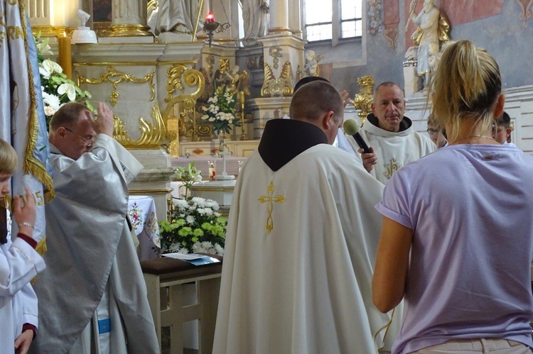 Odpust w sanktuarium Matki Bożej Pocieszenia we Wschowie