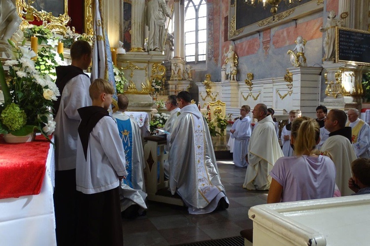 Odpust w sanktuarium Matki Bożej Pocieszenia we Wschowie