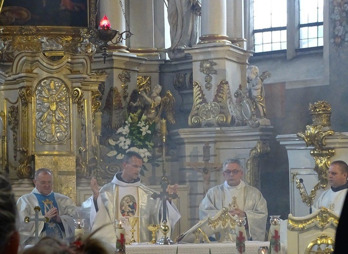 Odpust w sanktuarium Matki Bożej Pocieszenia we Wschowie