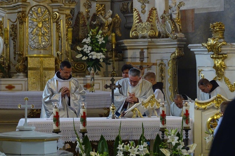 Odpust w sanktuarium Matki Bożej Pocieszenia we Wschowie