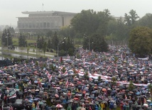 Po demonstracjach w Mińsku zatrzymano ponad 100 protestujących