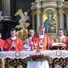 Bp Roman Pindel przewodniczył Mszy św. w cieszyńskim kościele św. Marii Magdaleny.