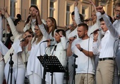 Koncert Nieziemskie Granie podczas apelu w 2019 roku.