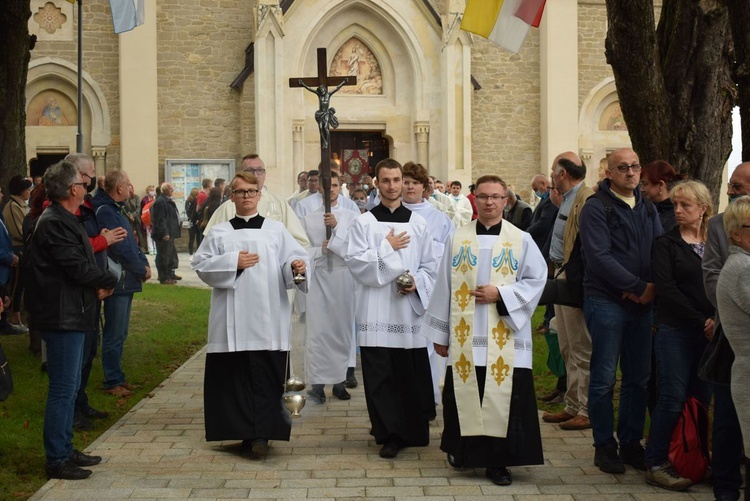 Maryjne świętowanie w Sulisławicach 