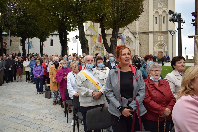 Maryjne świętowanie w Sulisławicach 