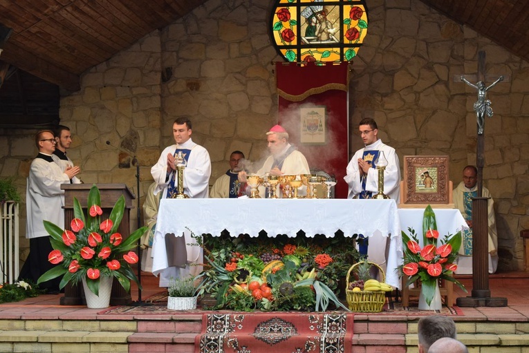 Maryjne świętowanie w Sulisławicach 
