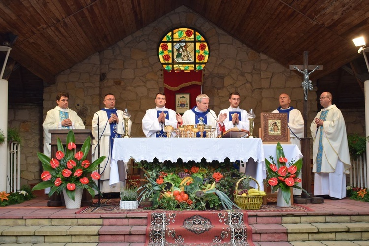 Maryjne świętowanie w Sulisławicach 