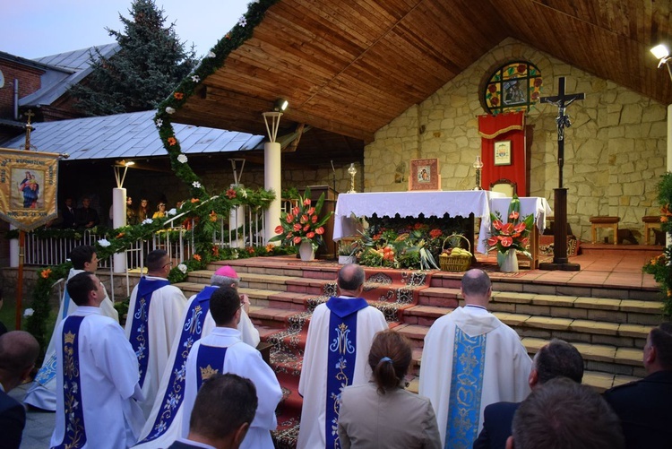 Maryjne świętowanie w Sulisławicach 