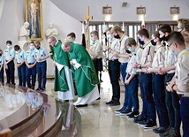 Centralnym punktem uroczystej inauguracji była Eucharystia dla zawiszaków.