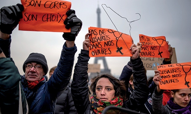 Demonstracja zwolenników dalszego ułatwienia aborcji we Francji.