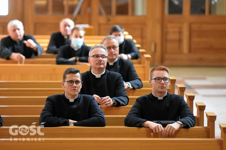 Spotkanie ze Słowem przed ingresem - dzień 1