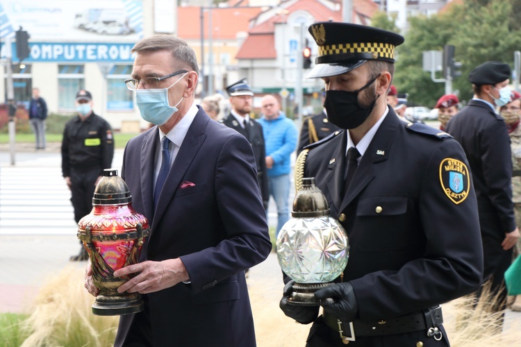 Olsztyn. Apel poświęcony poległym strażakom