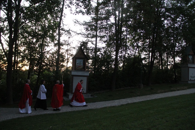 Tarnów. Poświęcenie Kalwarii Krzyskiej