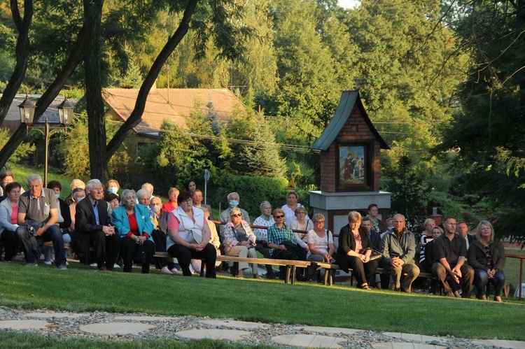 Tarnów. Poświęcenie Kalwarii Krzyskiej