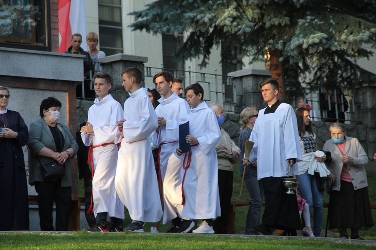 Tarnów. Poświęcenie Kalwarii Krzyskiej