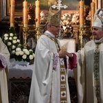 Uroczyste objęcie katedry biskupiej przez bp. Marka Mendyka