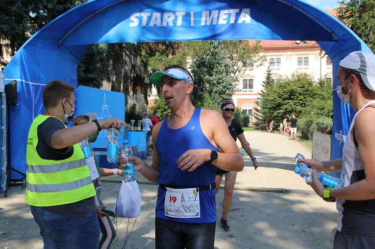 Ora et run. Bieg Henryków 2020