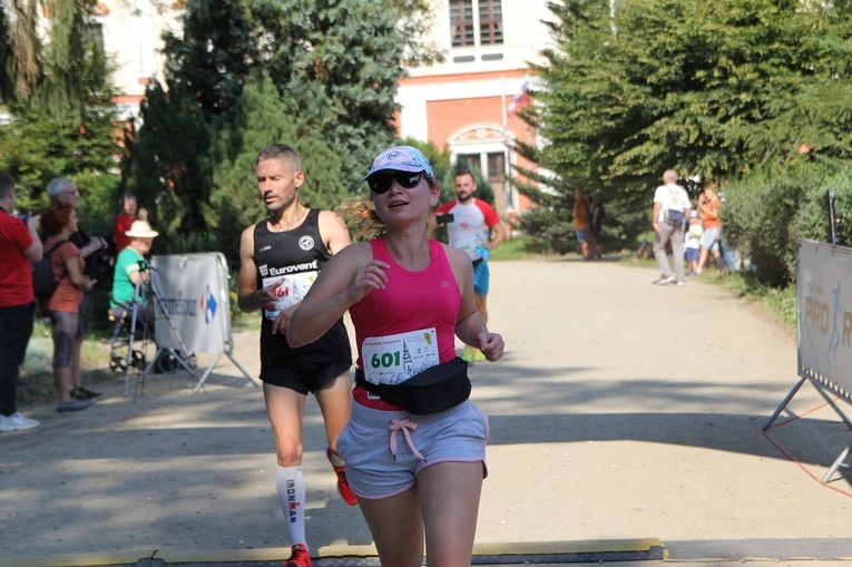 Ora et run. Bieg Henryków 2020