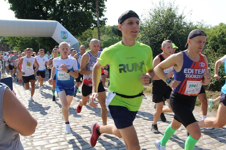 Ora et run. Bieg Henryków 2020