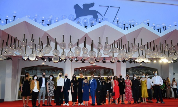 "Nomadland" otrzymał Złotego Lwa na festiwalu filmowym w Wenecji 