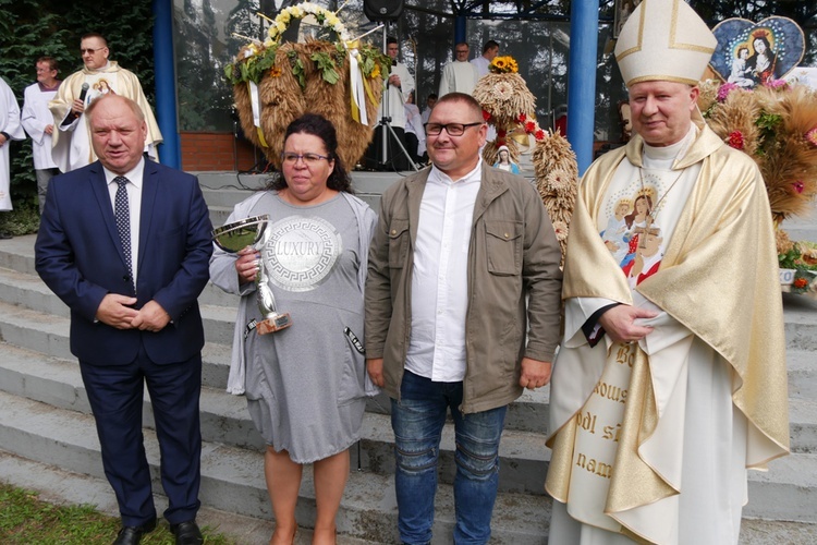 Archidiecezjalno-samorządowe dożynki w Trąbkach Wielkich