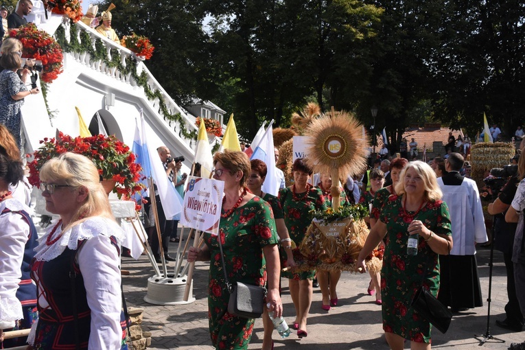 Zawada - żniwna parada