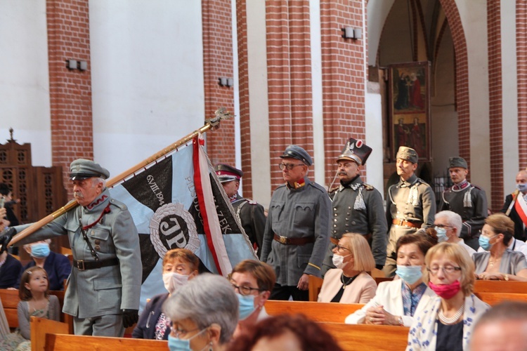 Matka Boża z Mariampola z wotami za zwycięstwa