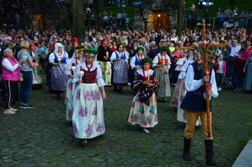 Nabożeństwo ze świecami