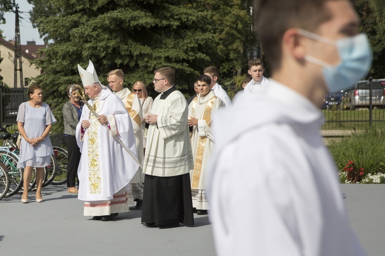 Konsekracja świątyni w Ostrówku