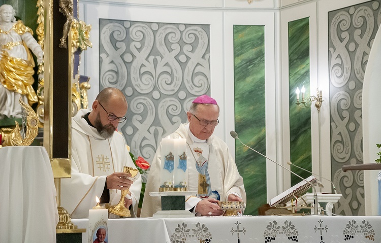 Jubileusz trzcianeckich saletynów, cz. 1