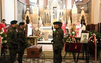 Kraków. Drugi pogrzeb "Orła"