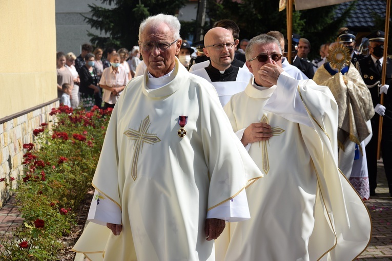 Odpust i odznaczenia w Tymbarku