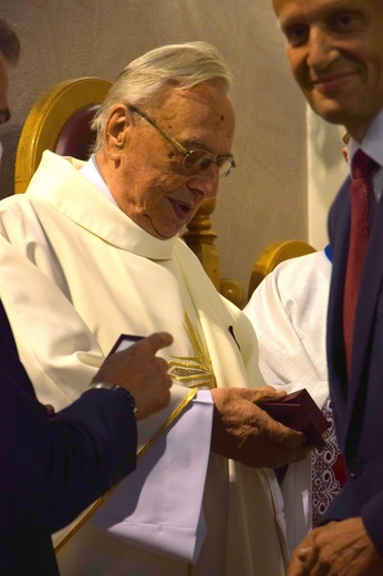 Odpust i odznaczenia w Tymbarku