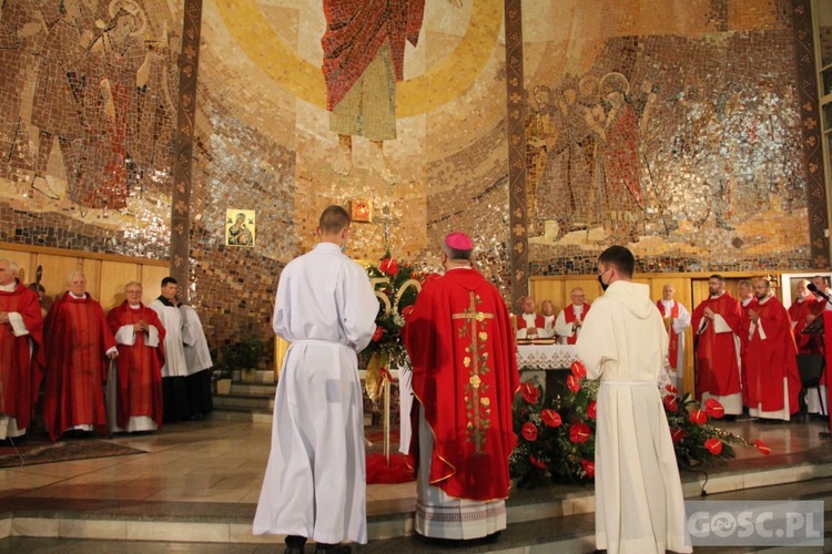 50 lat parafii pw. Podwyższenia Krzyża Świętego w Zielonej Górze