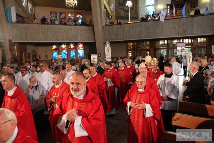 50 lat parafii pw. Podwyższenia Krzyża Świętego w Zielonej Górze