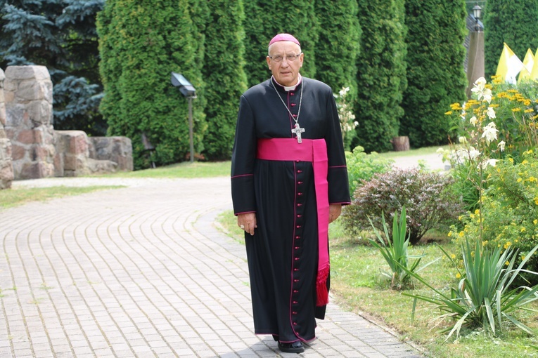 Abp T. Kondrusiewicz przypomniał, że Bóg nigdy nie odwraca się od człowieka