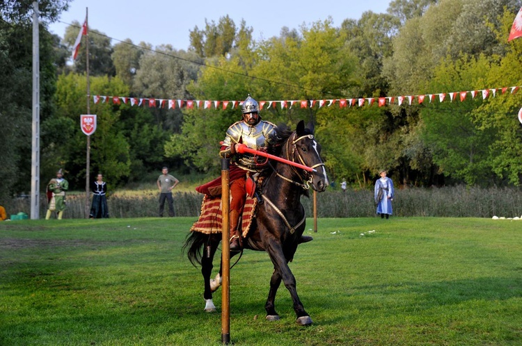 Pułtusk. Piknik z husarią