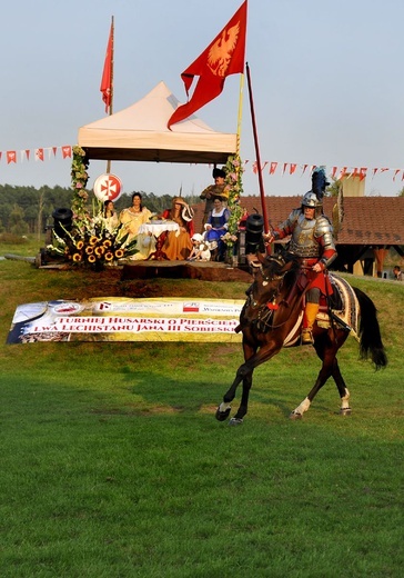 Pułtusk. Piknik z husarią