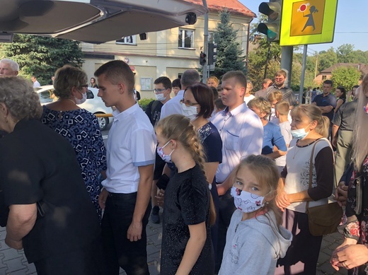Ostatnie pożegnanie śp. ks. Edwarda Brączka w Bulowicach