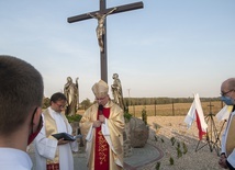 Wyczechy. Krzyż jak znak orientacyjny 