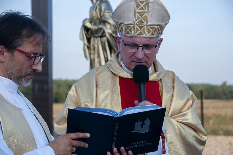 Uroczystości w Wyczechach, cz. 1