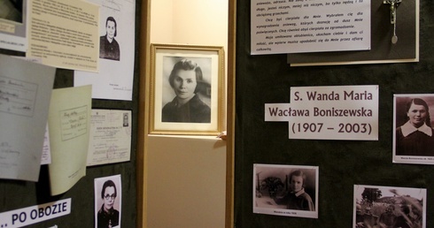 Swoim cierpieniem wypraszała łaski dla kapłanów i zgromadzenia zakonnego.