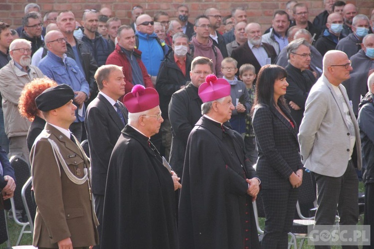 Trwa Diecezjalna Pielgrzymka Mężczyzn do Międrzyrzecza