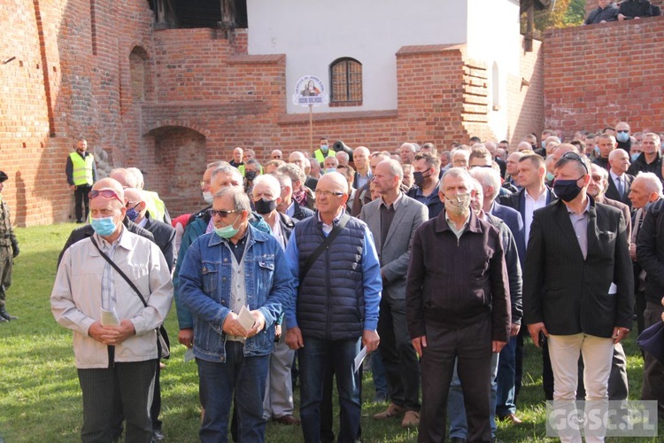 Trwa Diecezjalna Pielgrzymka Mężczyzn do Międrzyrzecza