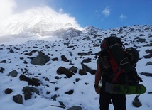 Kleryk w drodze na Mont Blanc.