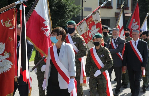 Pogrzeb ppor. Mieczysława Kozłowskiego - Żołnierza Niezłomnego - w Rzykach