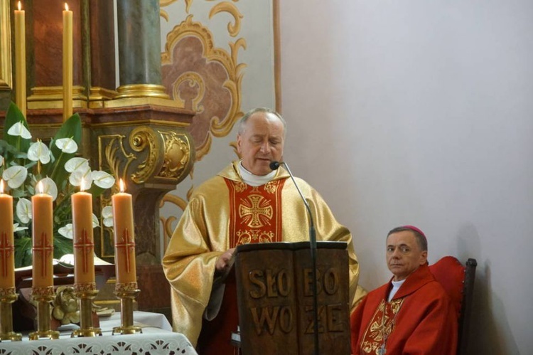 Poświęcenie tablicy pamiątkowej poświęconej bł. ks. Gerhardowi Hirschfelderowi