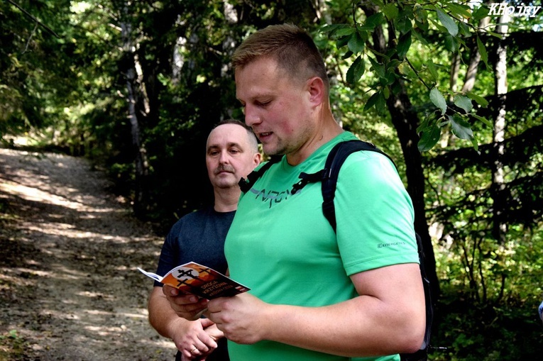 Zwardoń i Skalite - pierwsze transgraniczne nabożeństwo Drogi Krzyżowej - 2020